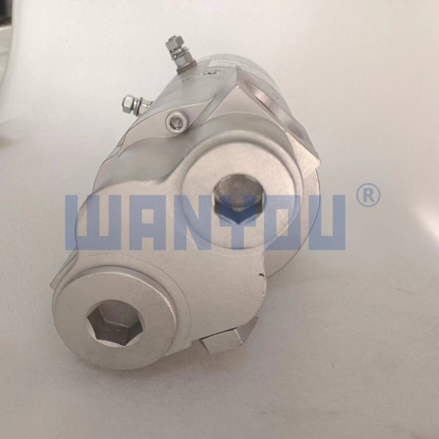 Cummins QSK60 engine 3637969 pre-lubrication oil pump starter motor - Image 4