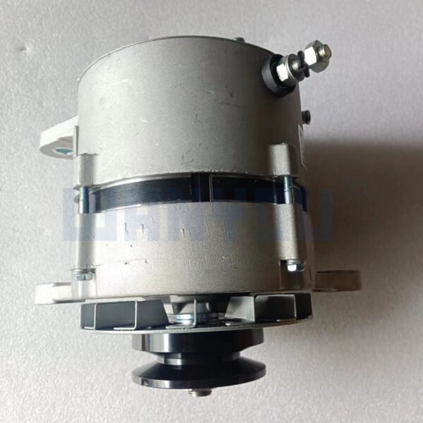 Supply Komatsu Cummins QSK23 Alternator 600-821-9631 4096532 28V 75A