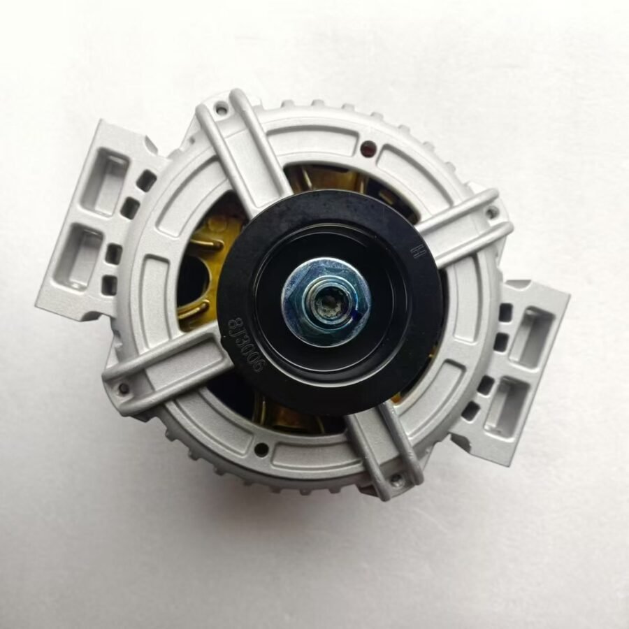 Applicable to CUMMINS DCEC Dongfeng Cummins 4365704 generator 28V 150A charger - Image 3