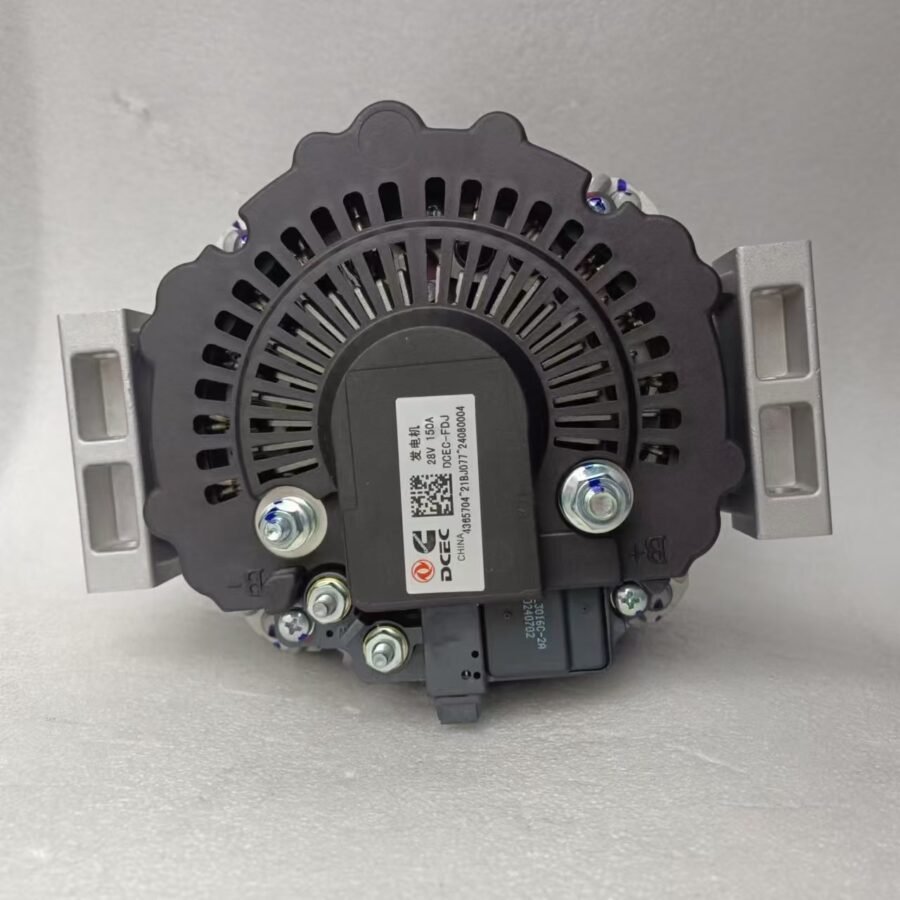 Applicable to CUMMINS DCEC Dongfeng Cummins 4365704 generator 28V 150A charger - Image 4