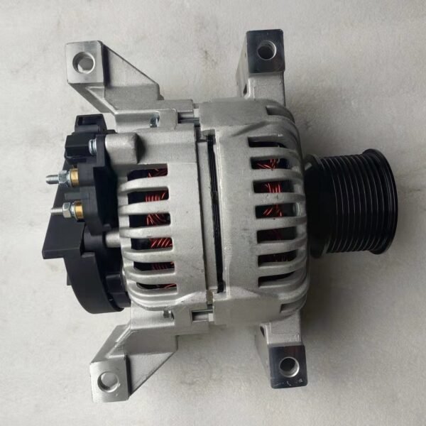 Applicable to CUMMINS DCEC Dongfeng Cummins C5465927 generator 28V 80A charger