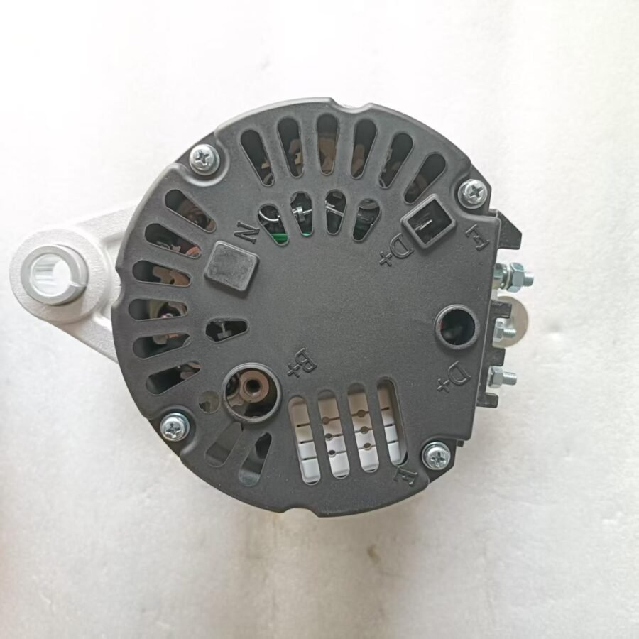 Supply Cummins 6507861 alternator, suitable for 28V 70A alternator - Image 3