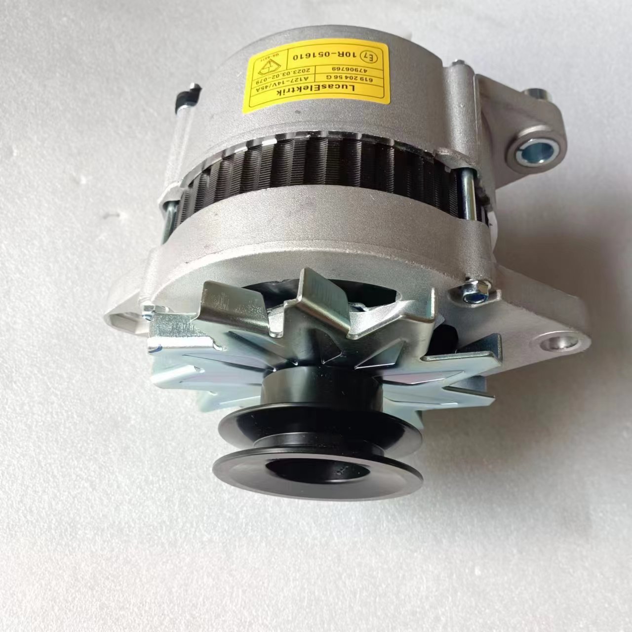 Lucas 61920456G generator 47906769 generator 10R-051610 generator 14V 45A - Image 3