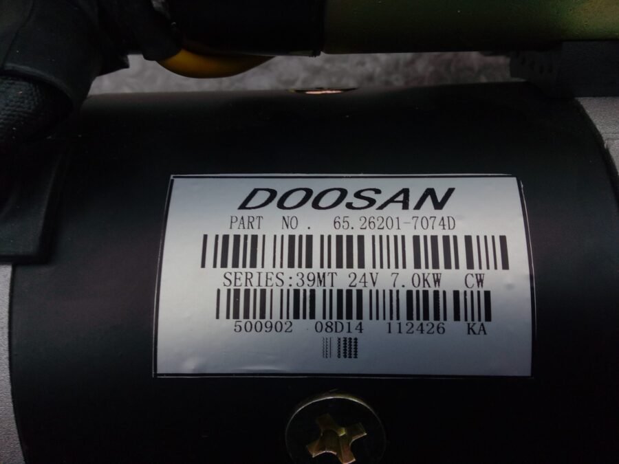 24V 11T Starter for Daewoo Doosan Excavator DH370-7 DH420-7 DE12T 65.26201-7074 Aftermarket Part - Image 3