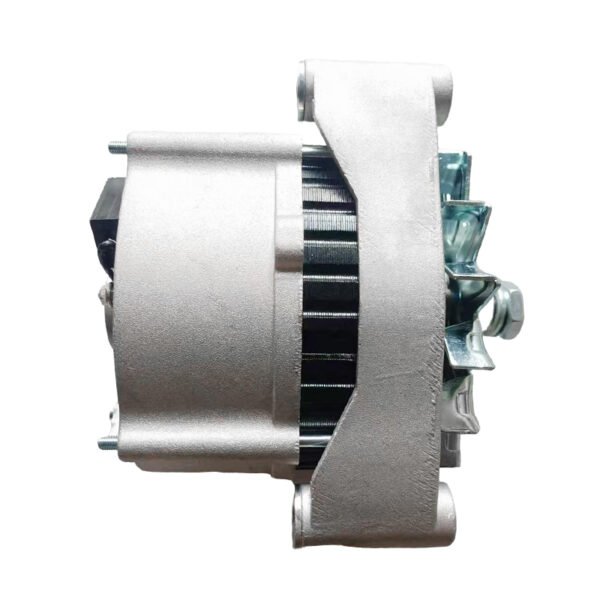 Deutz Alternator 0120469585 Deutz 513 Generator 0120469102 Generator 28V 55A